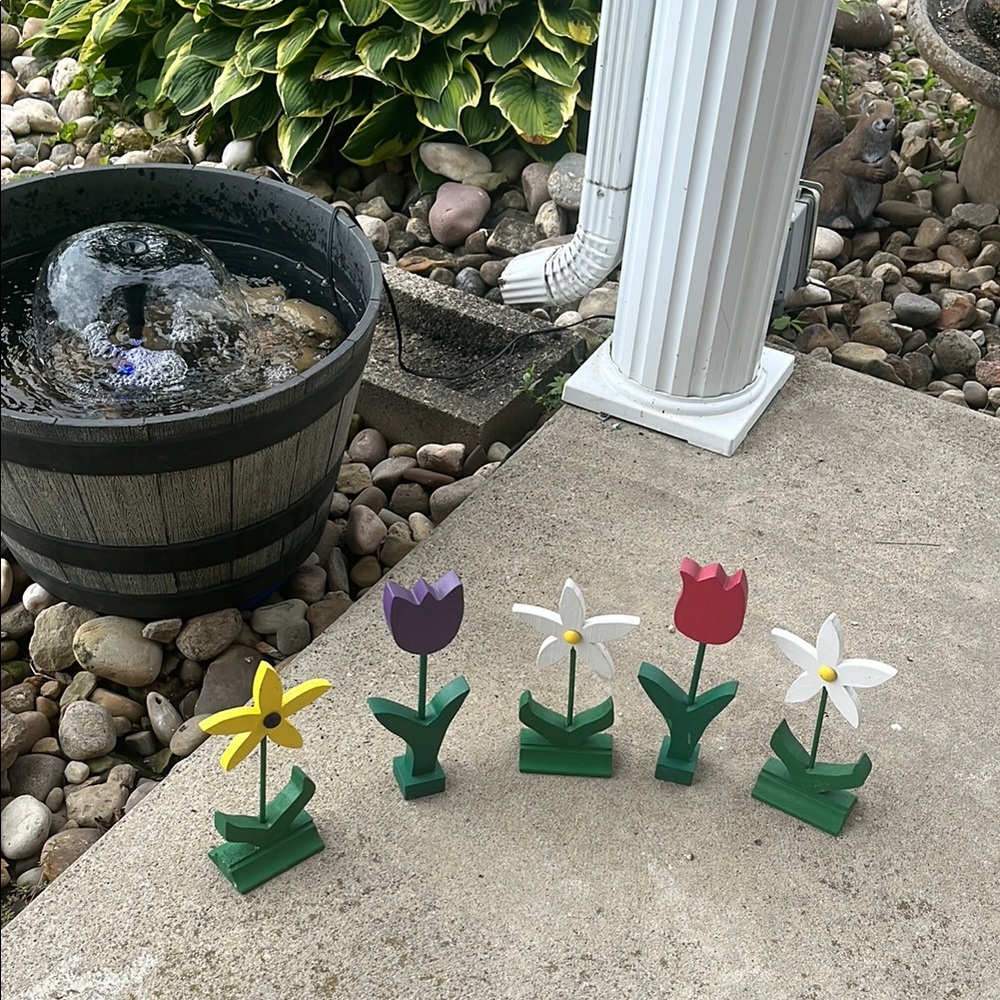 Garden wooden flowers